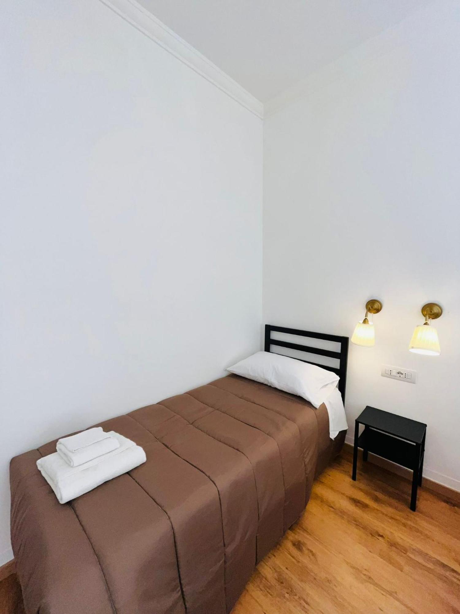 Bed and Breakfast Oriani Bnb Florenz Exterior foto